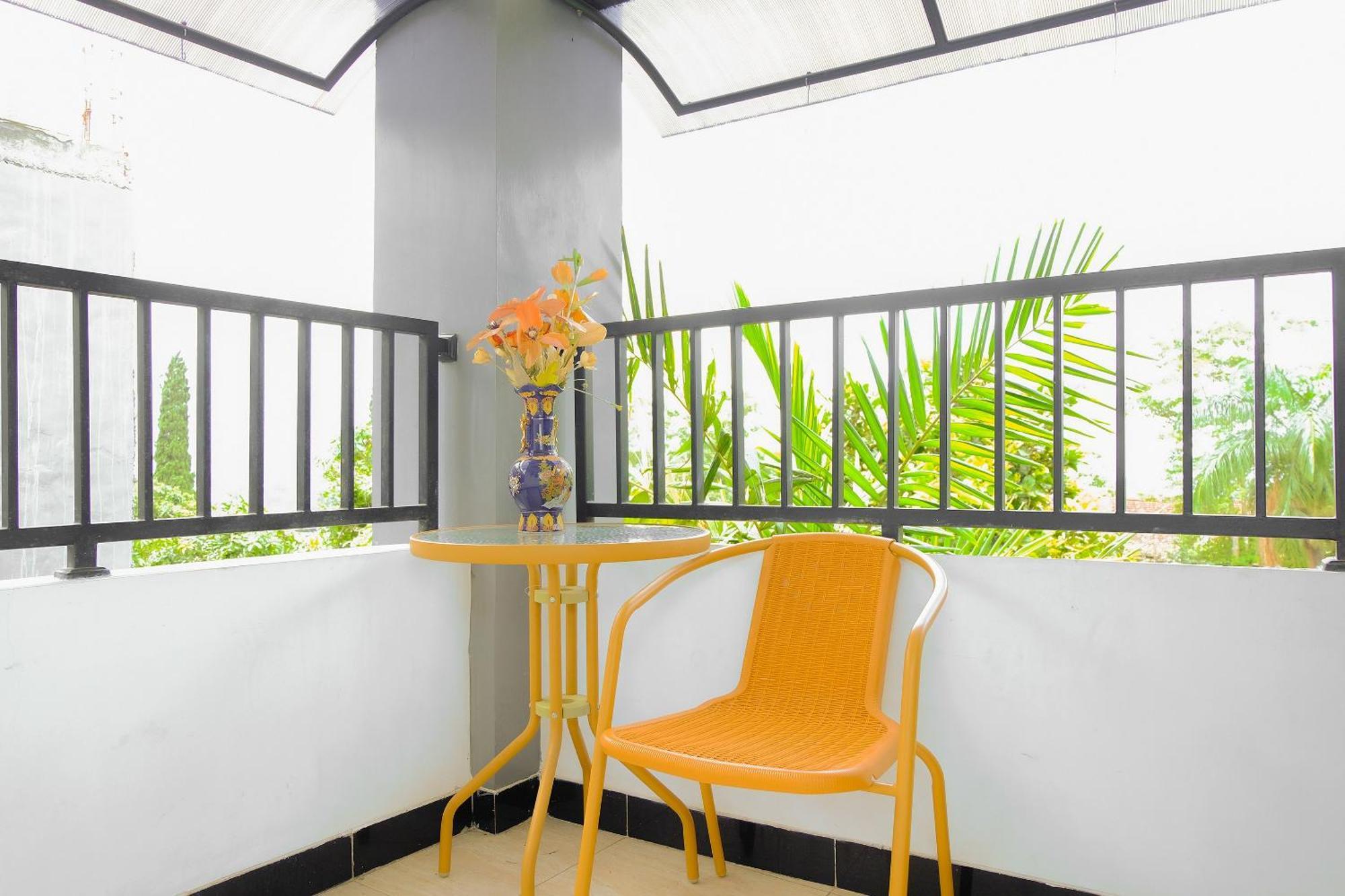 Oyo 354' 32 Guest House Batu  Bagian luar foto